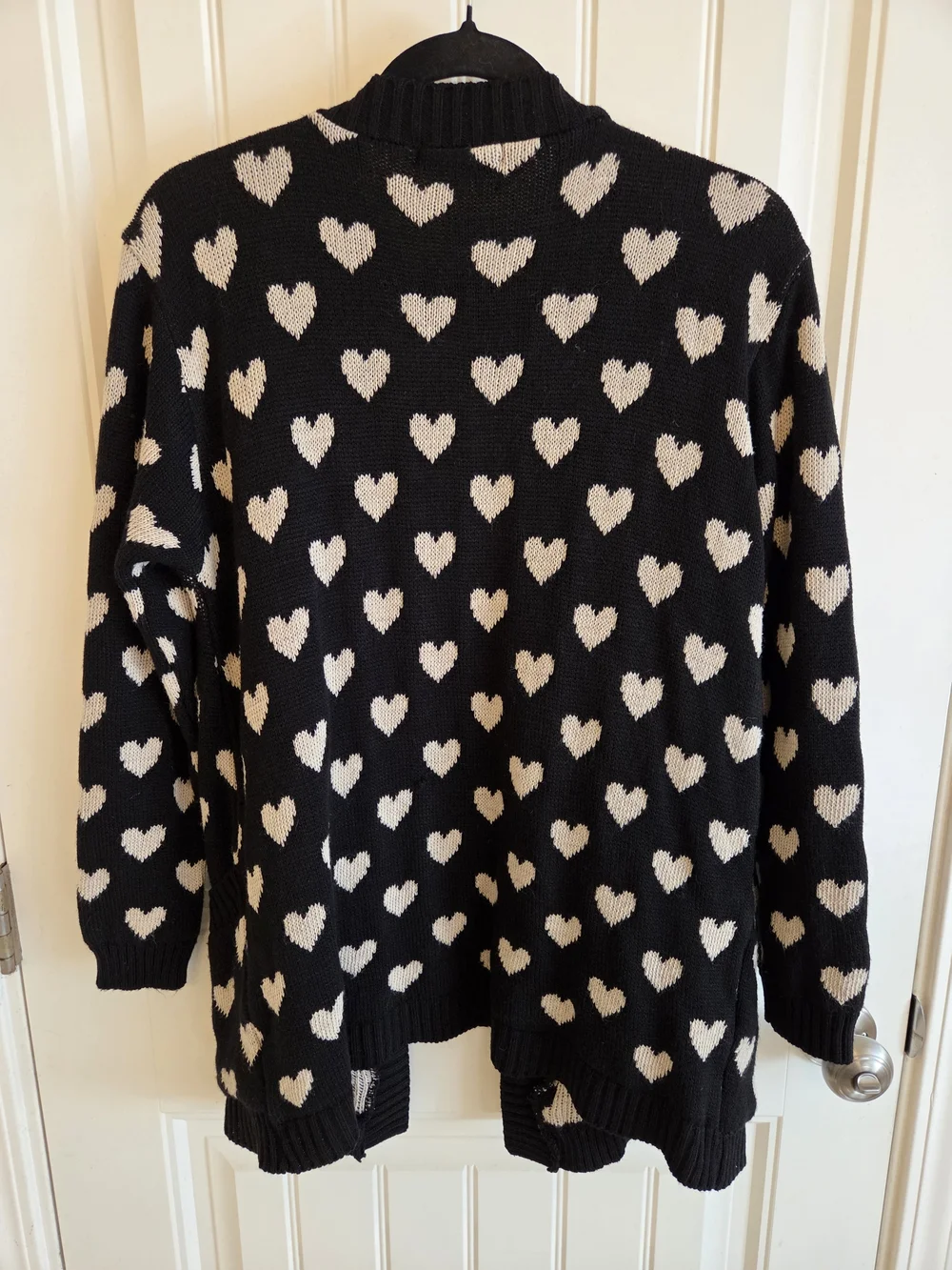 Black & Tan Heart Open Cardigan Sweater With Pockets - Picture 2 of 7